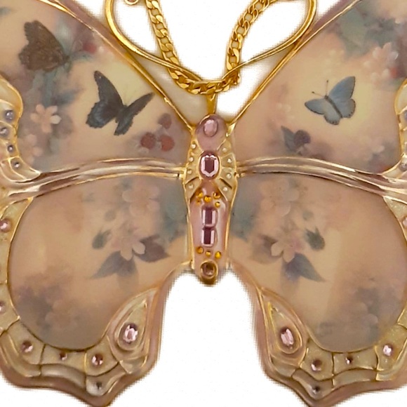 FINE PORCELAIN - ENCHANTED WINGS Artist Design C2987 Collectable Vintage - Picture 3 of 9